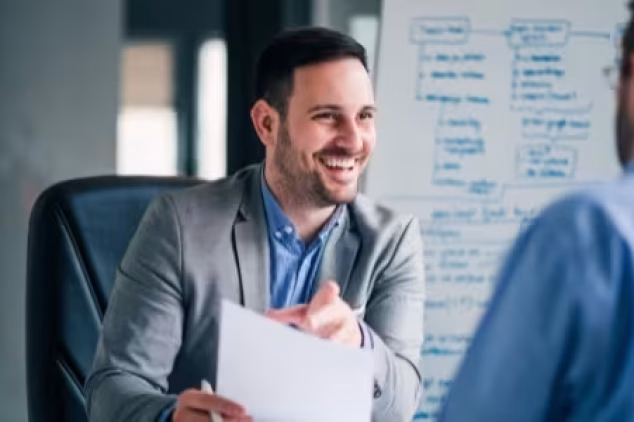 Two people in the process of hiring SDR.