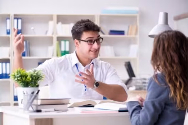 SDR marketing in action, man selling.